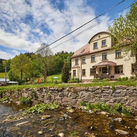Hotel Bouda Morava Dolni Dvur Esterno foto